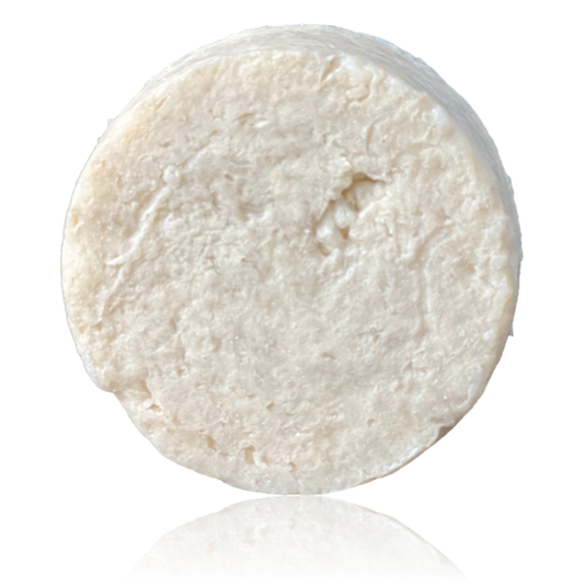 Shea and Silk Volumengebendes Feuchtigkeitsshampoo mit hydrolysierten Seidenfasern, Sheabutter und Hanfsamenöl